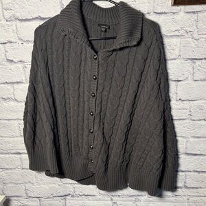 Gray Cable Knit Shawl